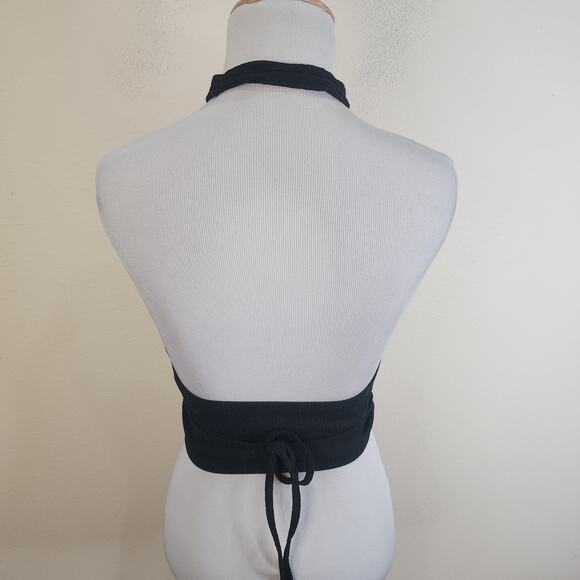 URBAN OUTFITTERS Valeria Halter Crop Top Size Small Black Shirt Strappy - Picture 5 of 12